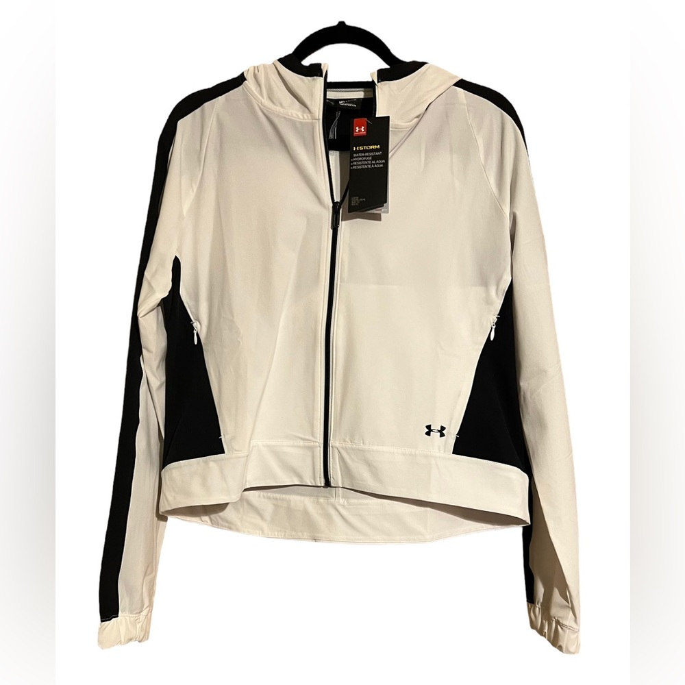 NWT White and Black cropped Under Armour Jacket